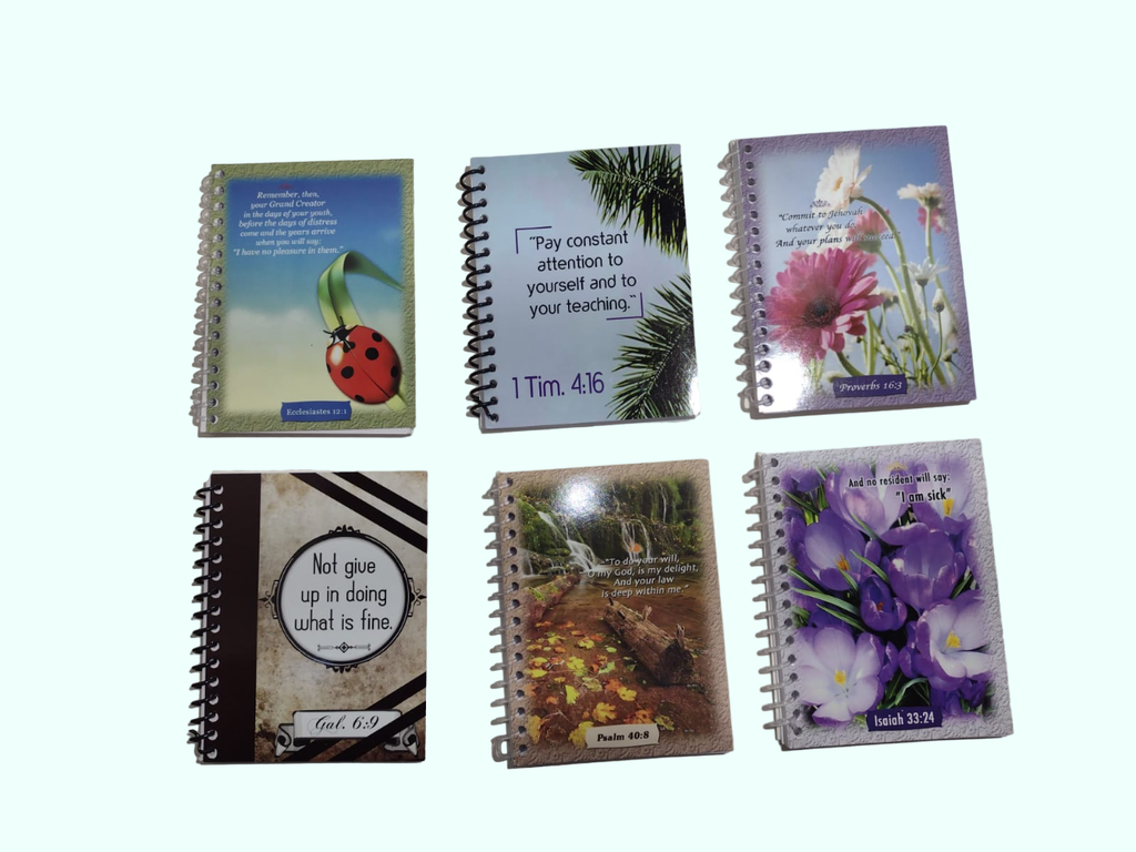 LIBRETA DE REGISTROS DE CASA ENGARGOLADA INGLÉS 70 H. ( 11 X 14 CM)