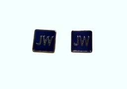 PIN METAL CUADRADO 2 CM  CHICO JW